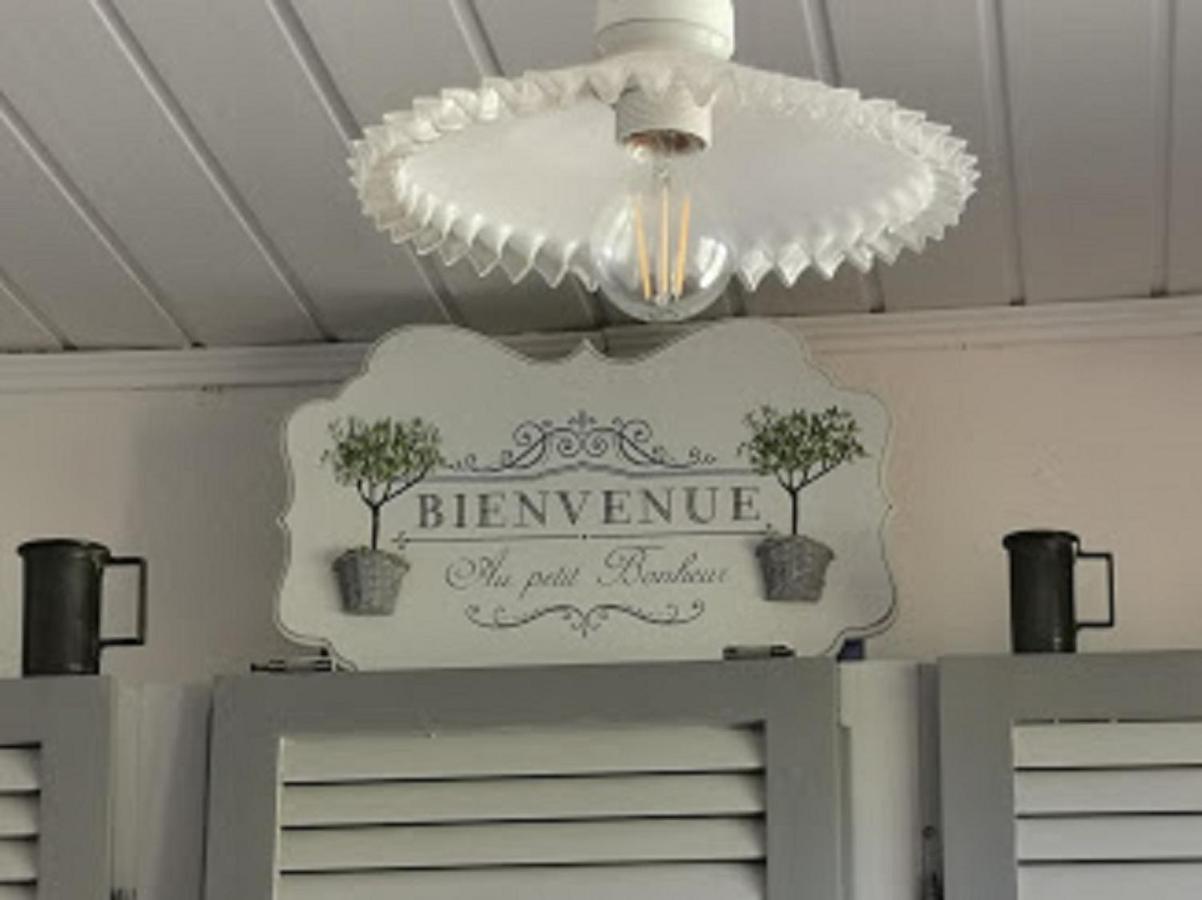 Guest House Provencal Vitrolles  Exterior photo